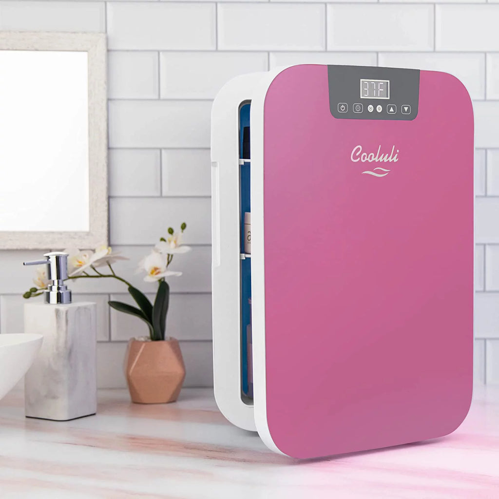 20L Mini Fridge with Glass Front and Digital Temperature Control Z43573
