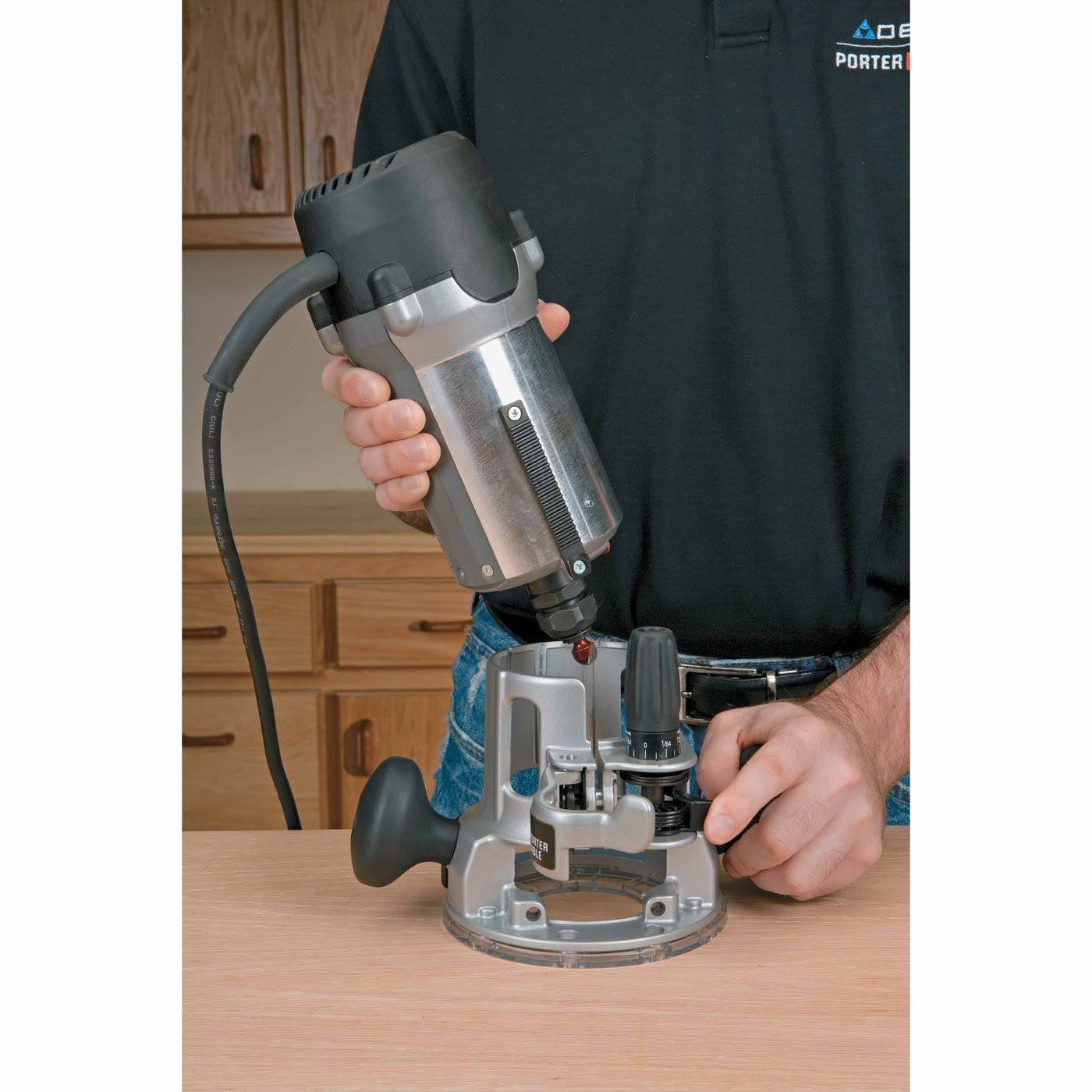 2.25 HP Plunge and Fixed Base Router Kit U601526