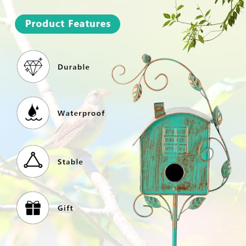 Metal Bird House with Pole S810510
