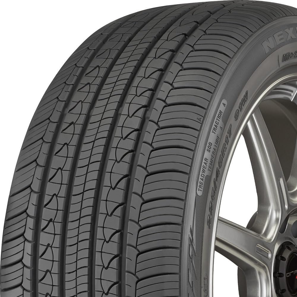 All-Season Tire - 205/70R16 96H F1905