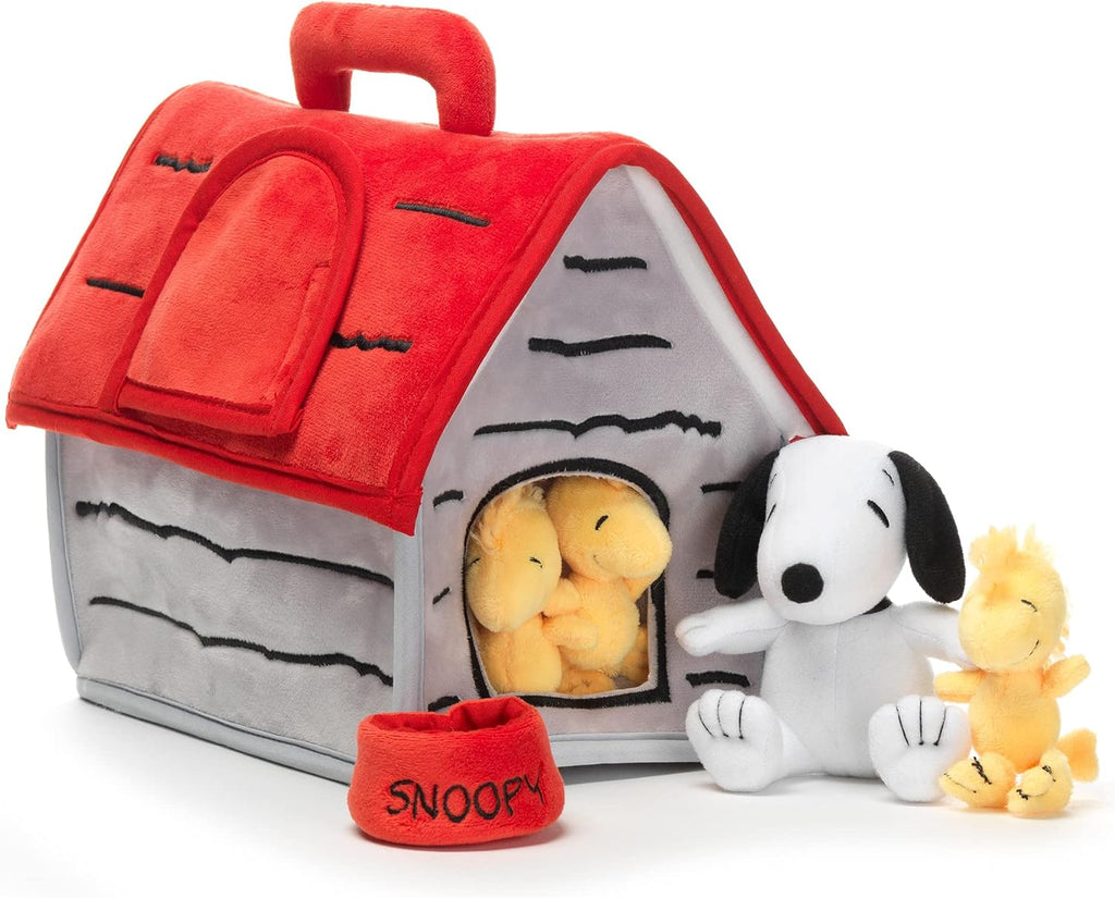 Classic Snoopy Interactive Plush Doghouse with 5 Stuffed Animal Toys U385