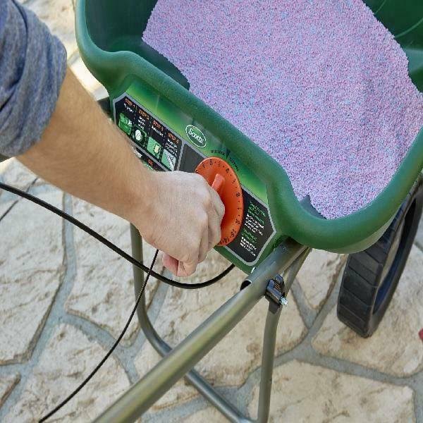 Broadcast Spreader P259