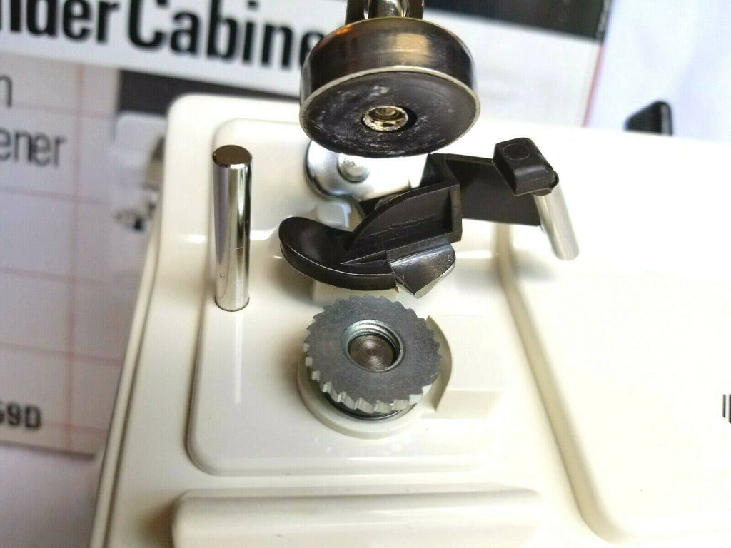 Black Under Cabinet Electric Can Opener Q607555