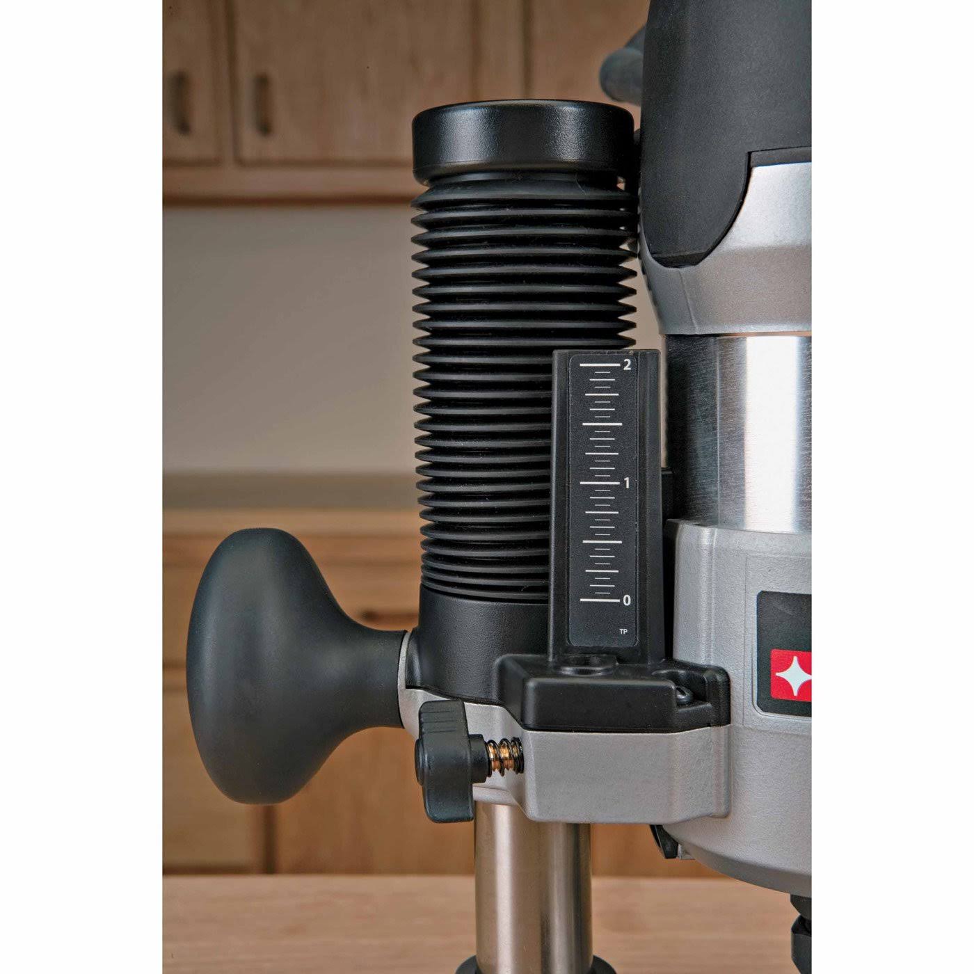 2.25 HP Plunge and Fixed Base Router Kit U601526