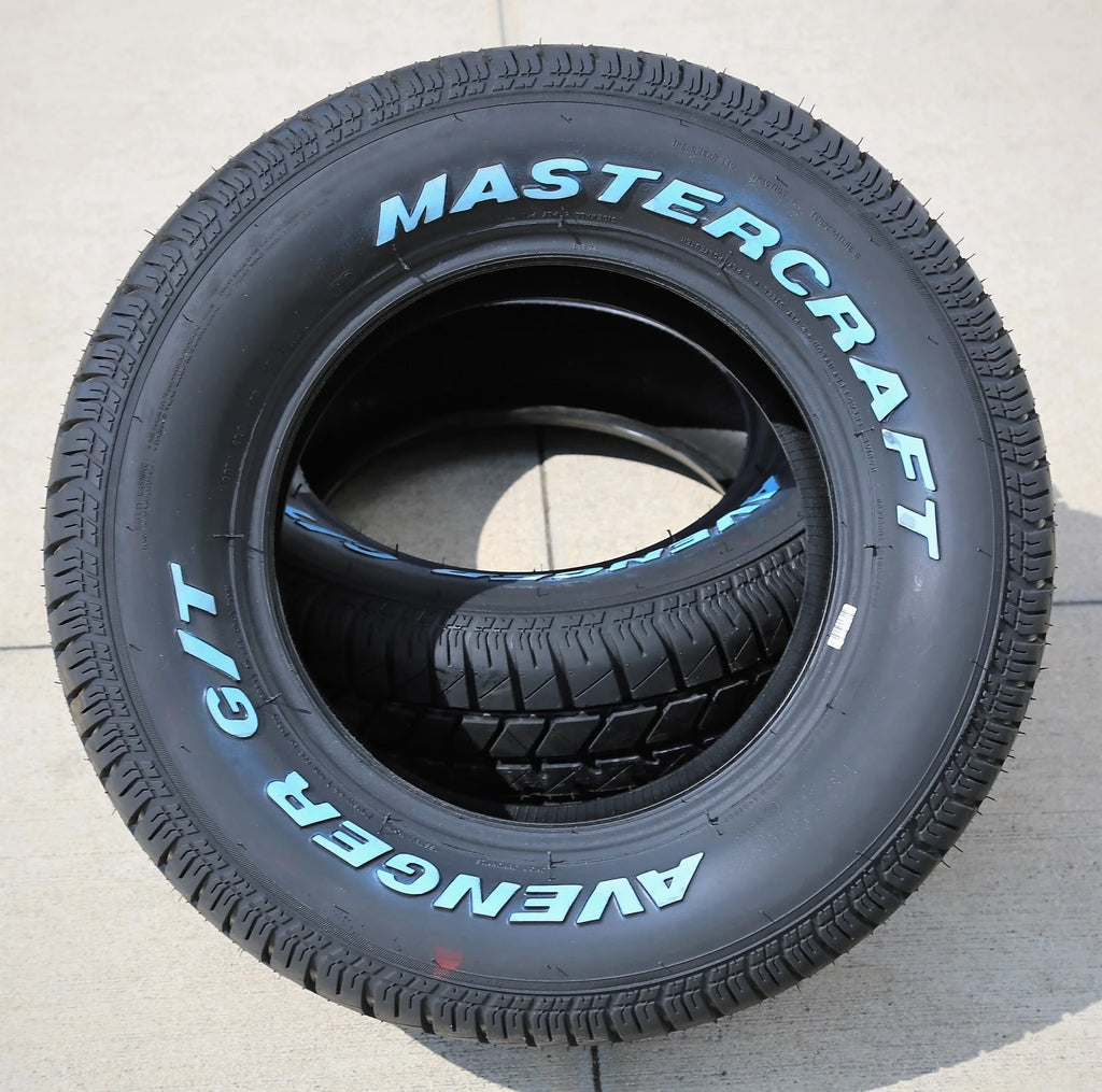 All Season P225/70R15 Passenger Tire J827
