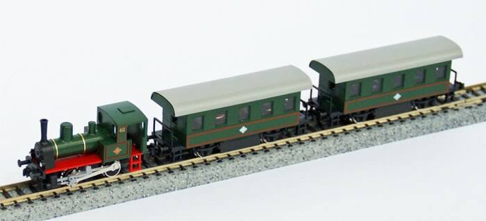 N Gauge Model Railroad Passenger Train S1755