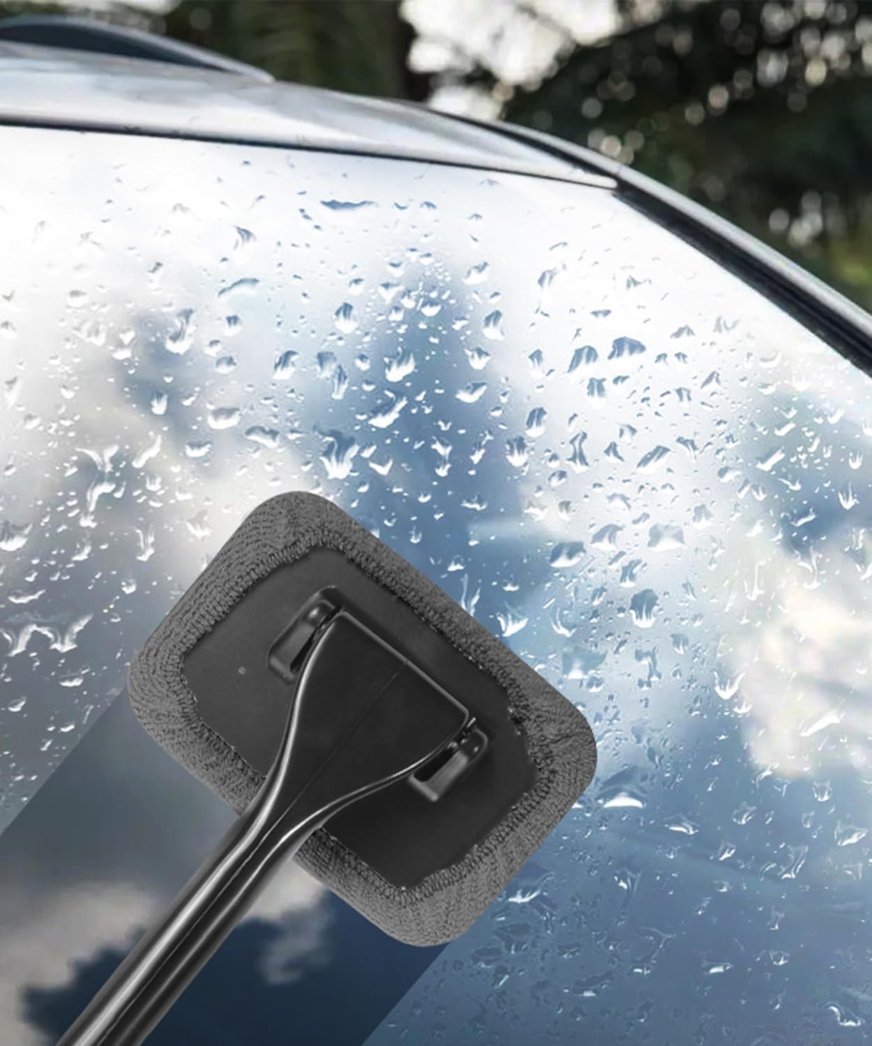 Car Window Cleaner Tool with Extendable Handle and Microfiber Cloth H67587
