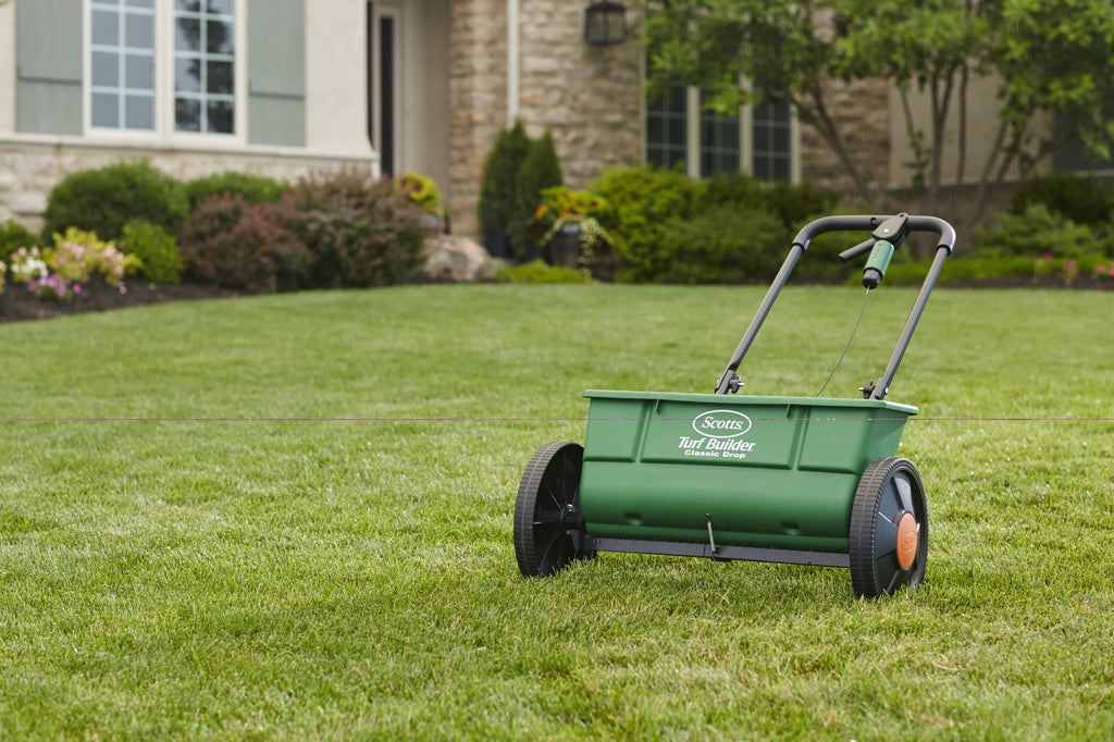 Classic Drop Spreader F4816