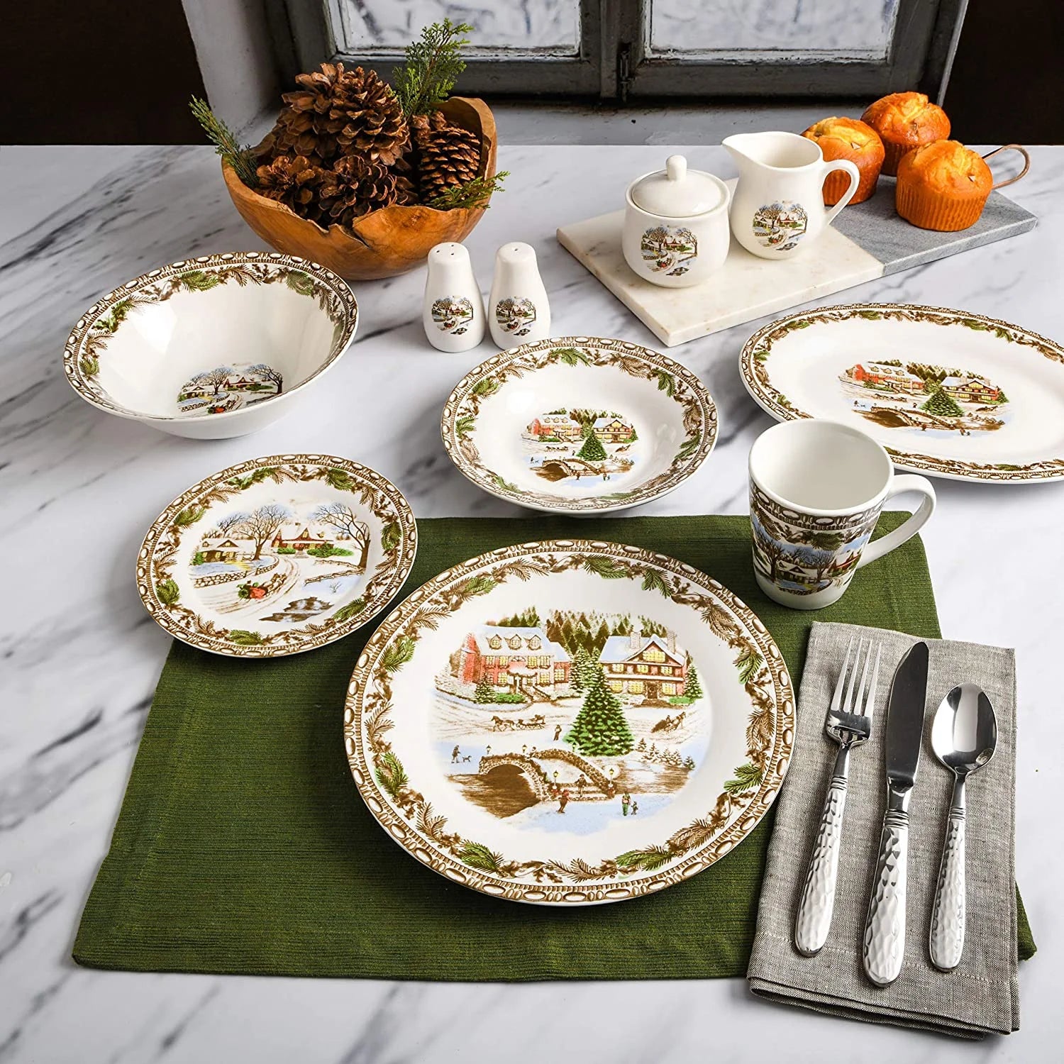 16 Piece Multicolor Dinnerware Set B9388