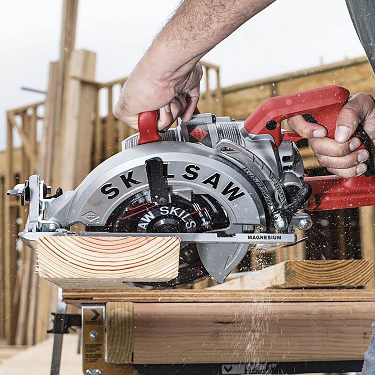 15-Amp Worm Drive Corded Circular Saw F91212