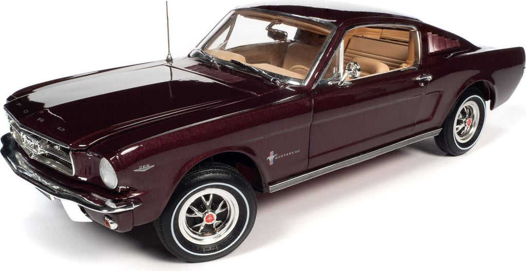 1:18 Scale 1965 Ford Mustang 2+2 Diecast Model Y741378