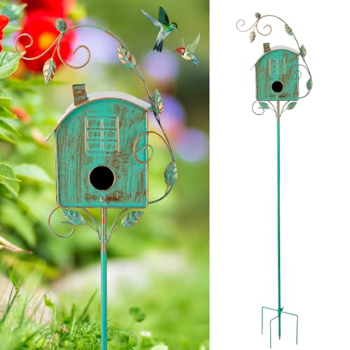 Metal Bird House with Pole S810510