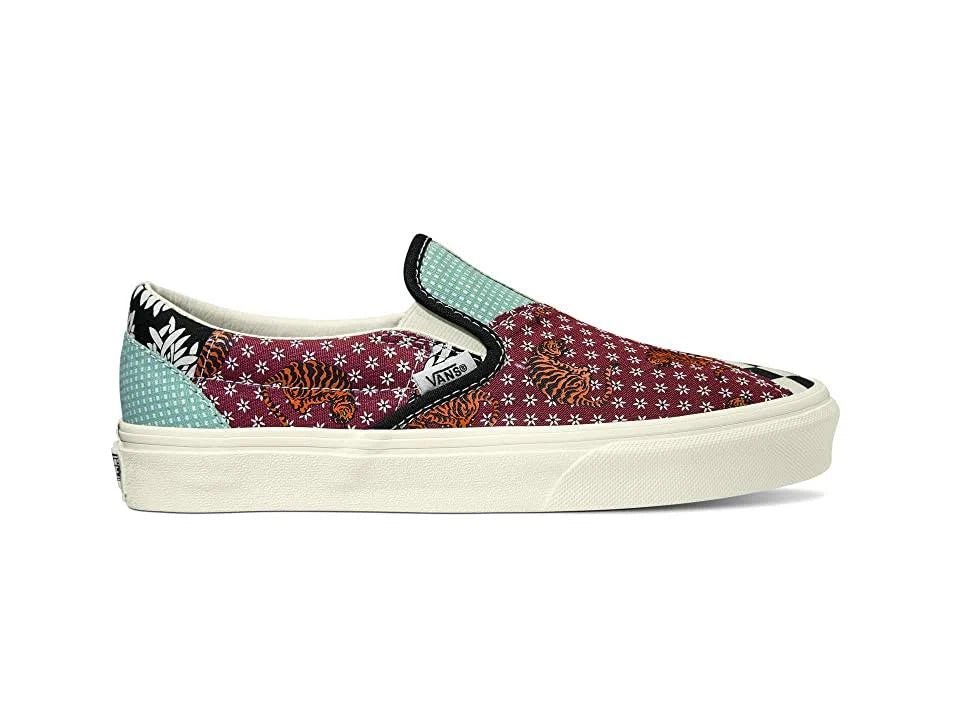 Black/True White Slip-On Shoes T49088
