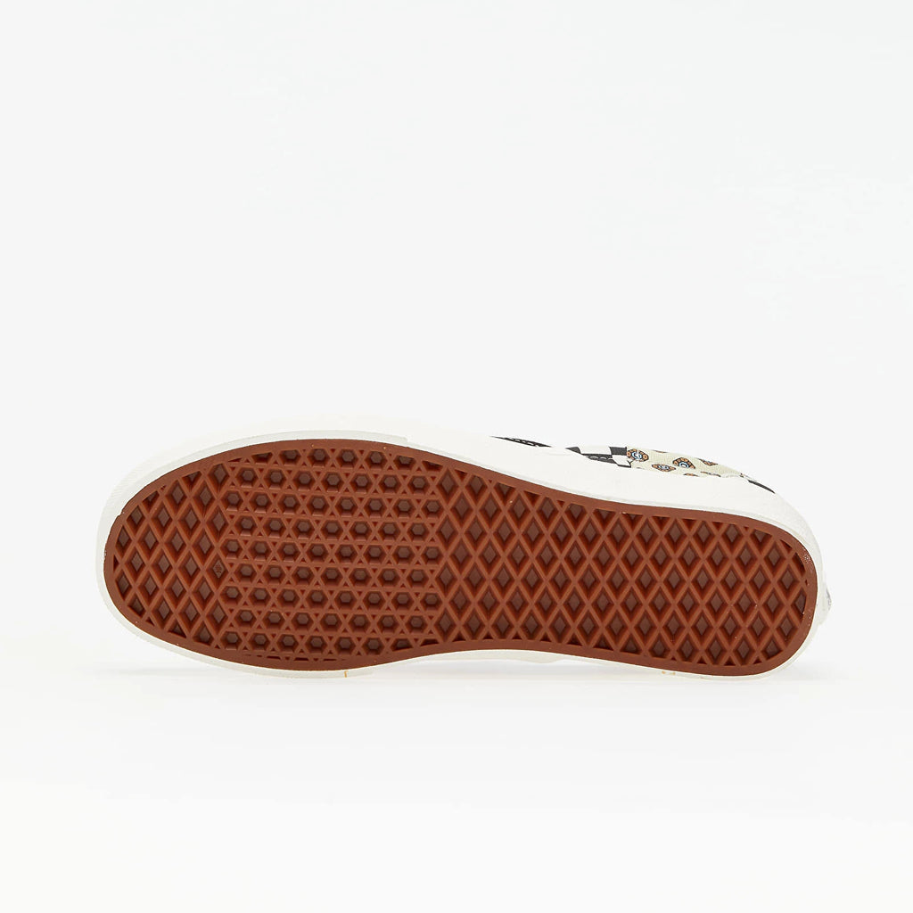 Black/True White Slip-On Shoes T49088