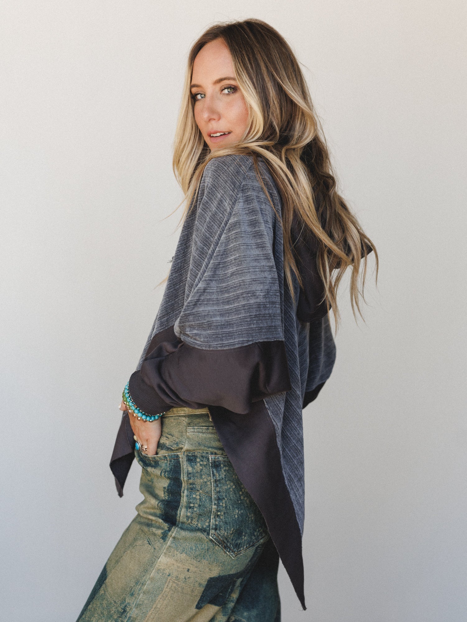 High Point Hoodie Top - Charcoal