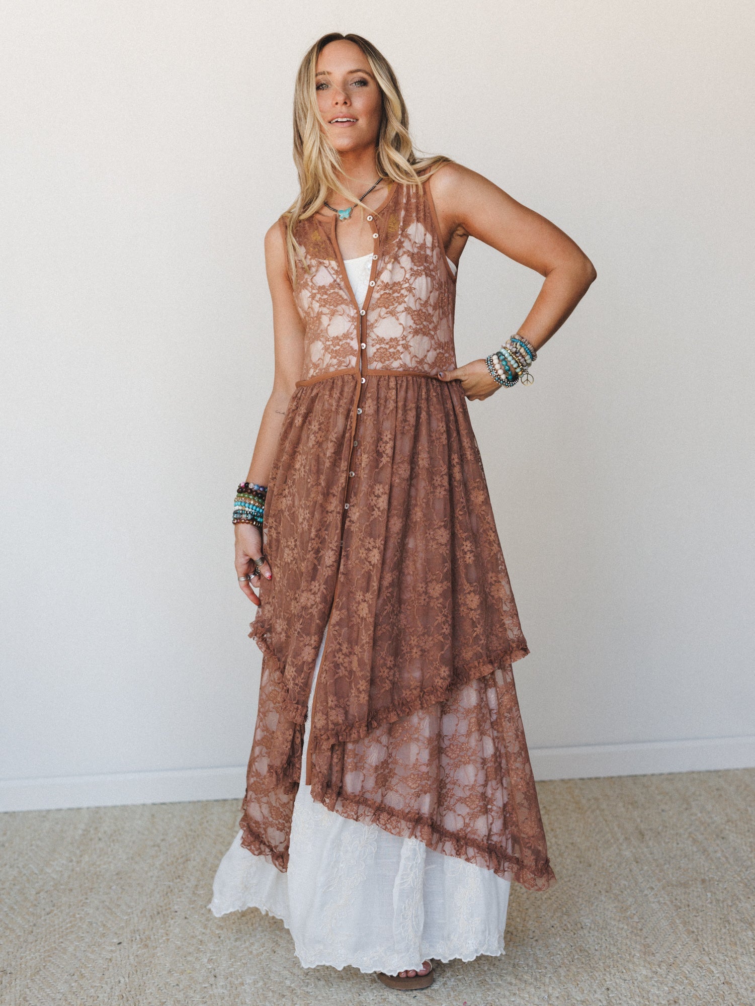 Sienna Lace Dress - Mocha Mousse