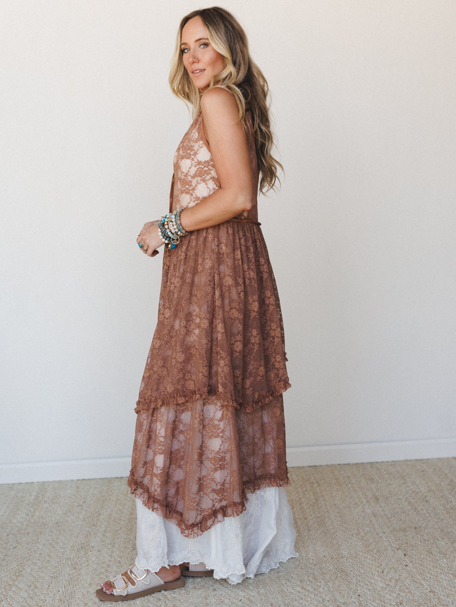 Sienna Lace Dress - Mocha Mousse