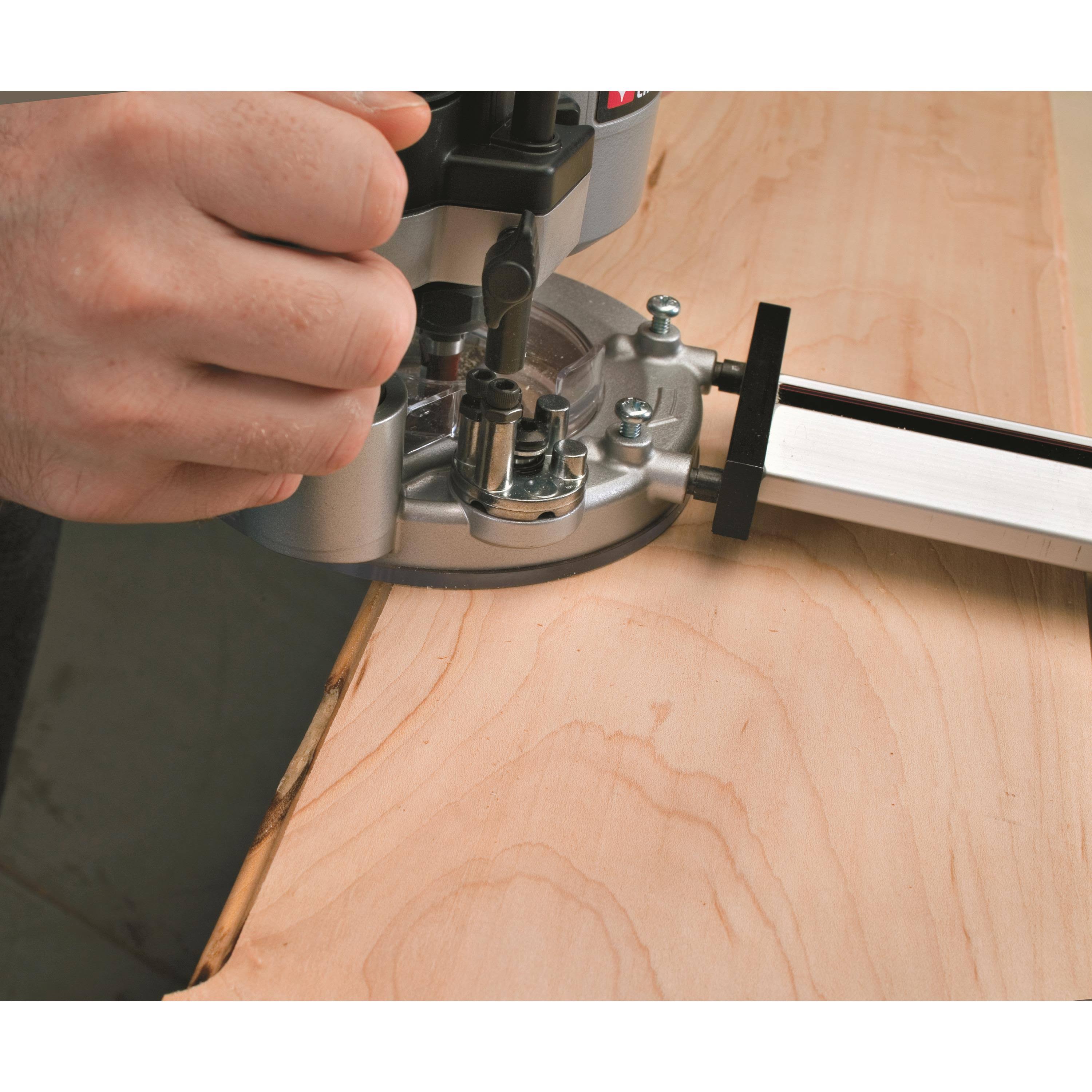 2.25 HP Plunge and Fixed Base Router Kit U601526