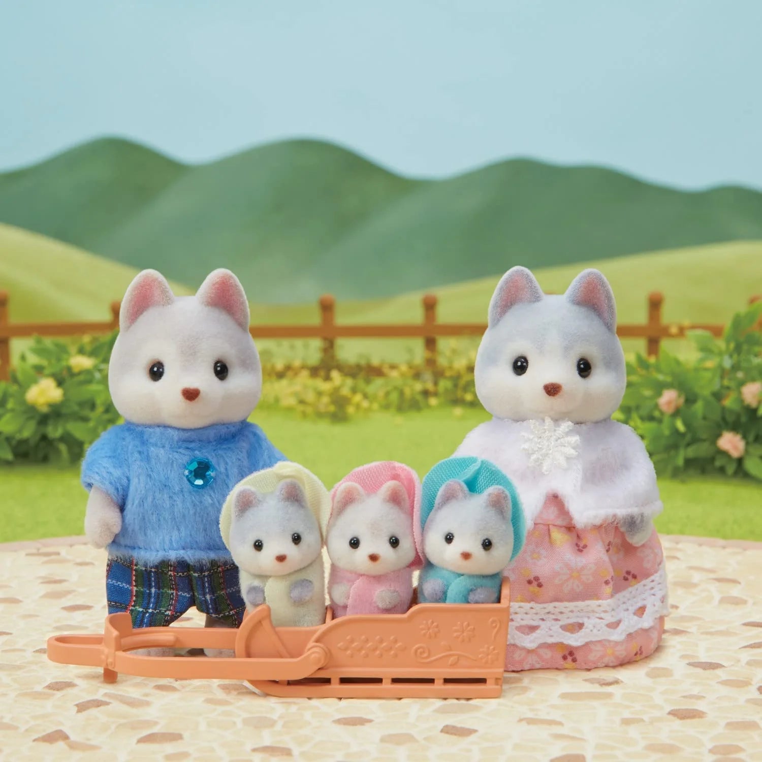 Set of 5 Collectible Doll Figures Q9148