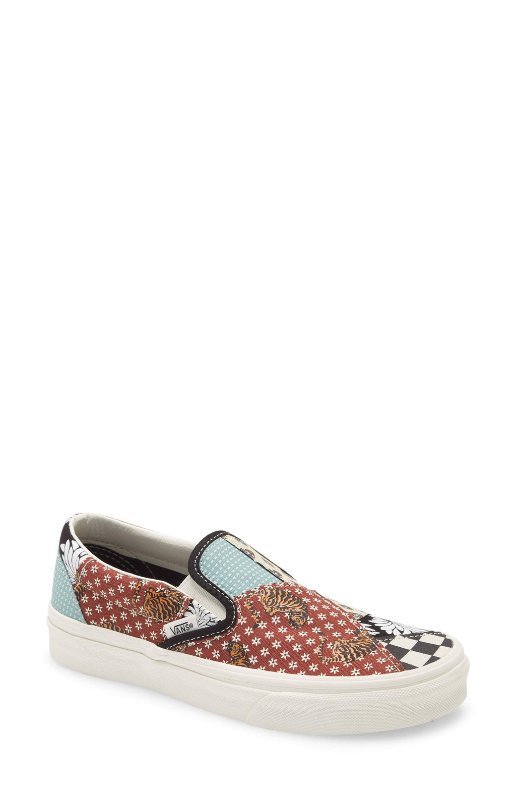 Black/True White Slip-On Shoes T49088