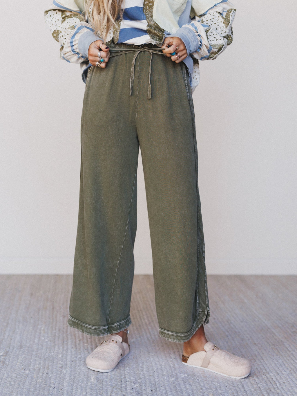 So Comfy Wide Leg Pant Cropped Length - Faded Olive