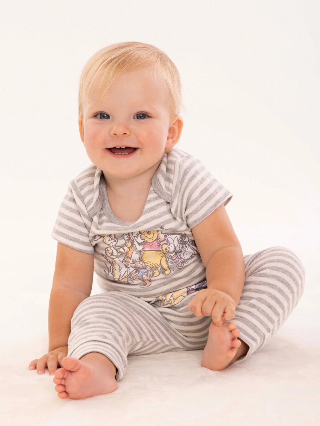 13-Piece Layette Gift Set Bundle, Sizes NB-3/6M R177
