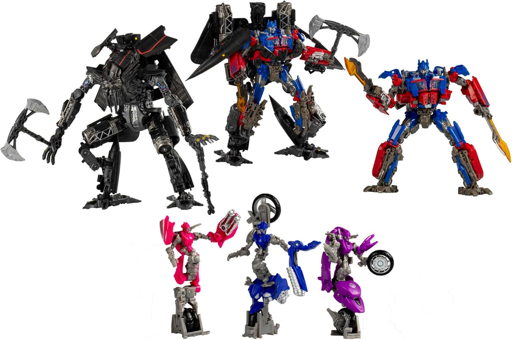 5 Action Figures Q23096