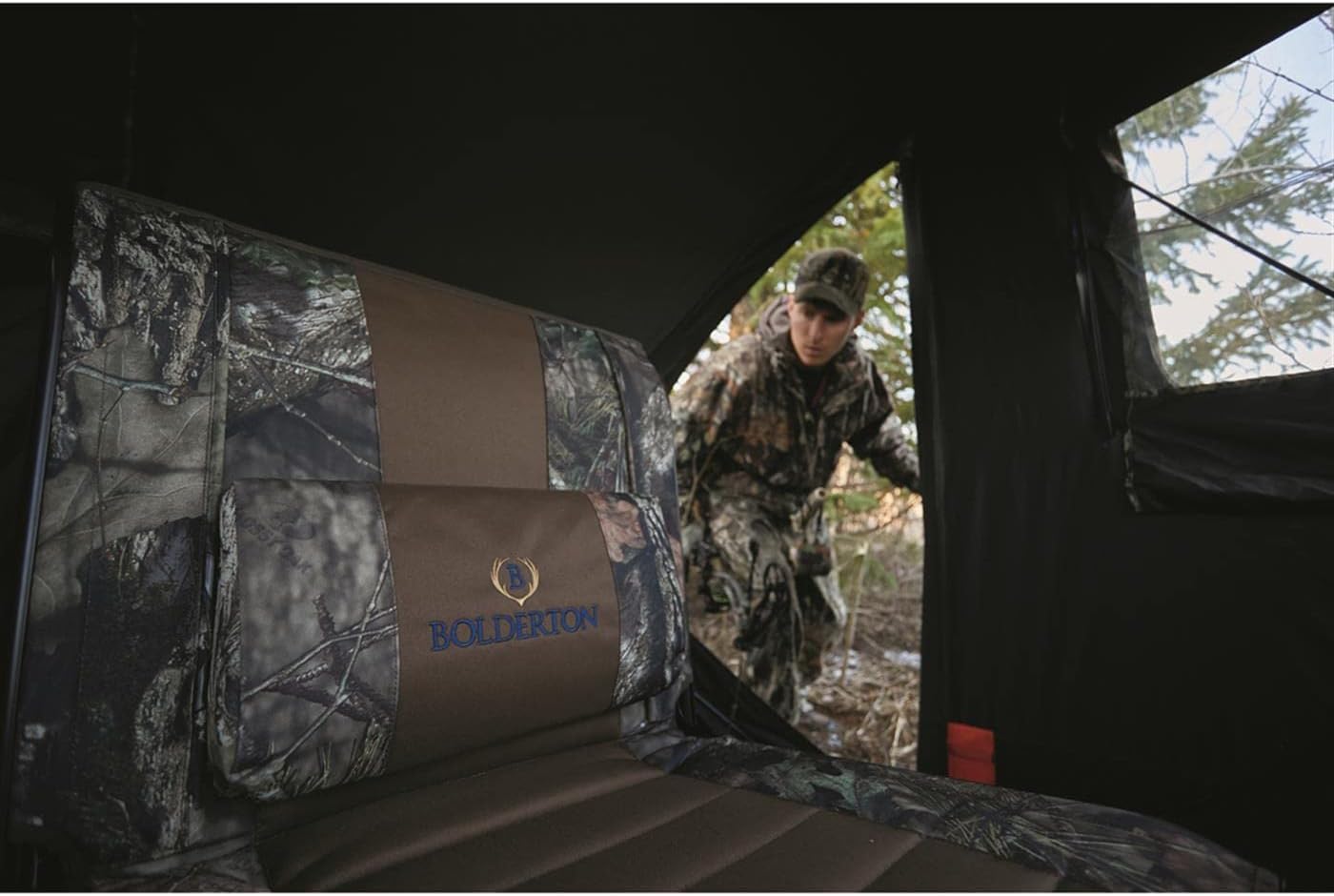 Camo Hunting Blind Chair with Padded Cushion A4589