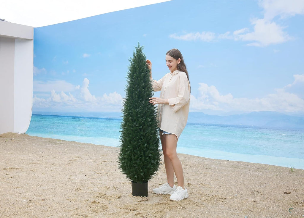 Artificial Cedar Topiary Tree Potted Plants UV Resistant Leaves Outdoor Artificial Shrub F630832