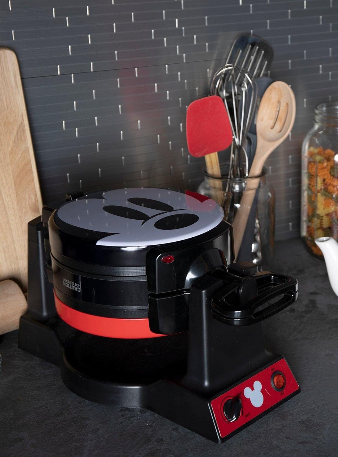 Double Flip Waffle Maker S50913
