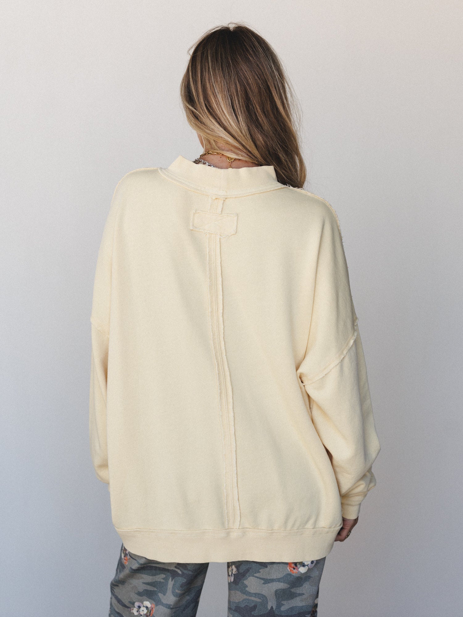 Ocean Bloom Sweater - Butter Yellow