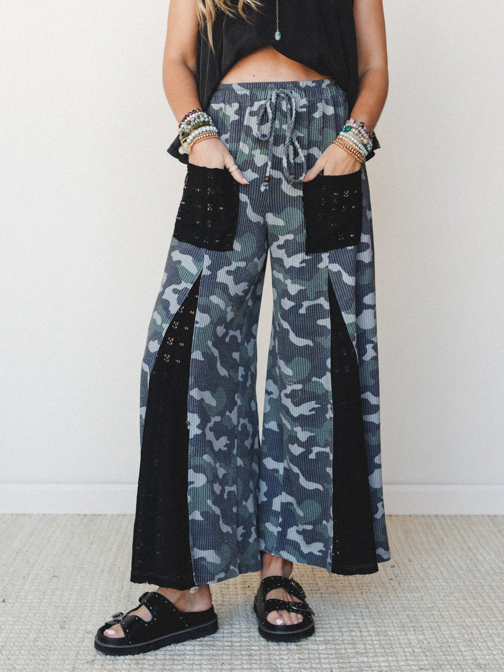 The Nest Let's Party Wide Leg Pants - Army Black