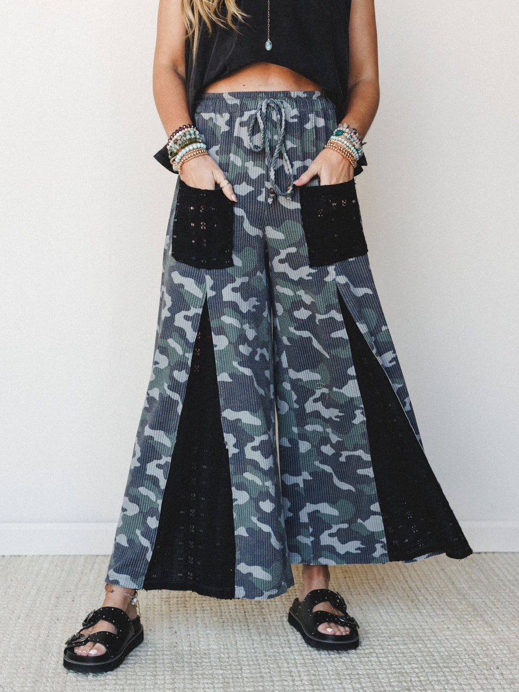 The Nest Let's Party Wide Leg Pants - Army Black