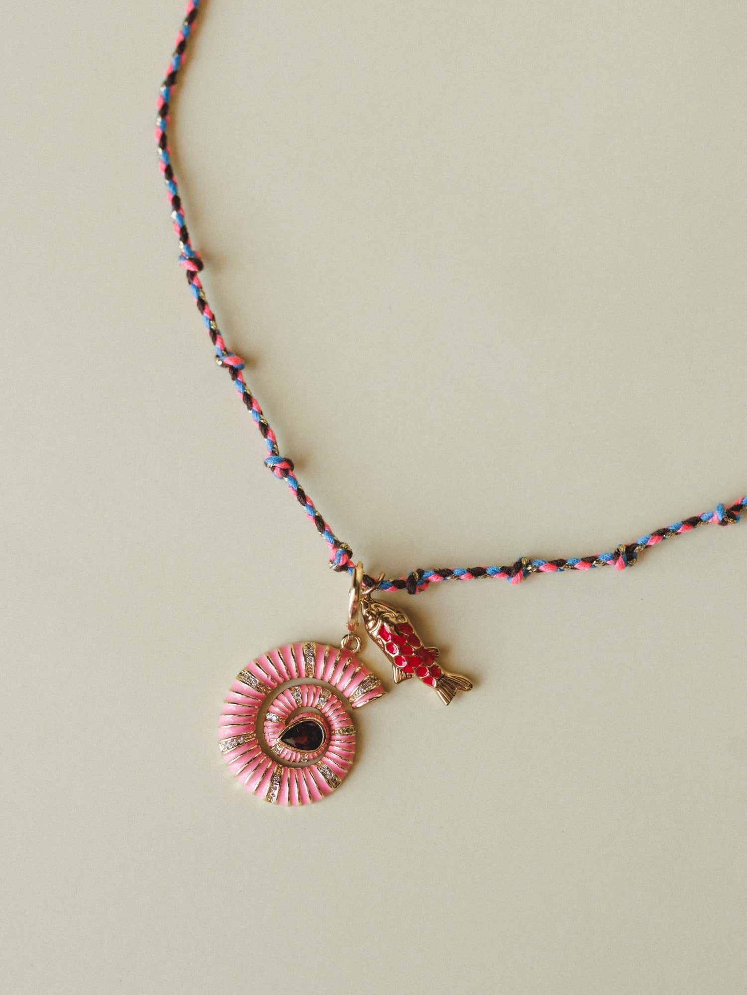 Serene Shell Necklace - Pink