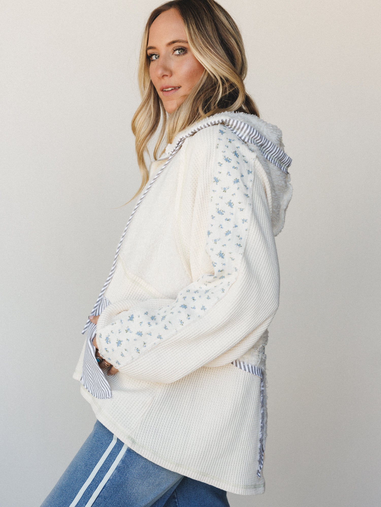 Summit Star Fleece Top - Cream